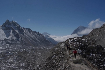 NEPAL ON THE TRAIL