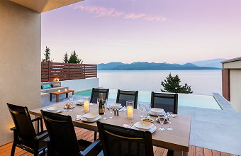 Holiday Home Styling