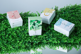 4 Seasons Mooncake Packaging