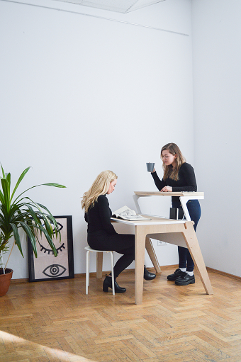 Movet - multifunctional desk