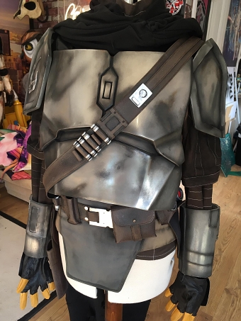 The Mandalorian Costume Build