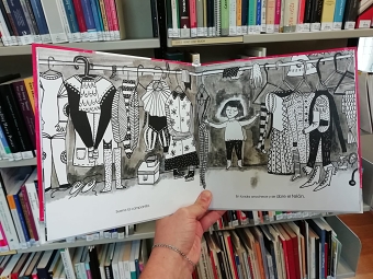 Picturebook "Behind the Scenes"