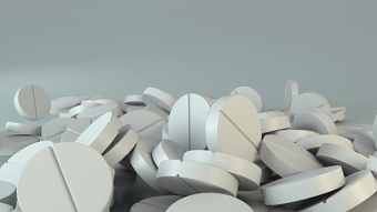 Simulation pills folling down in Houdini + MAYA Arnold render, short movi