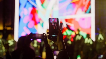 Samsung presents 3Fold  Featuring YUNGBLUD, the London Community Gospel Choir and Aries Moross