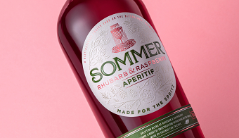 Sommer Rhubarb & Raspberry Aperitif - Made for the spritz