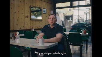 EE "Everyday Experts" Burglar