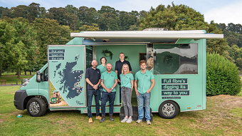 Creating a disruptive broadband brand identity people dig