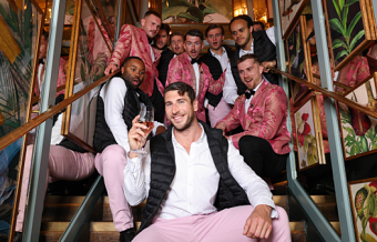 A TOUCH OF BROSÉ