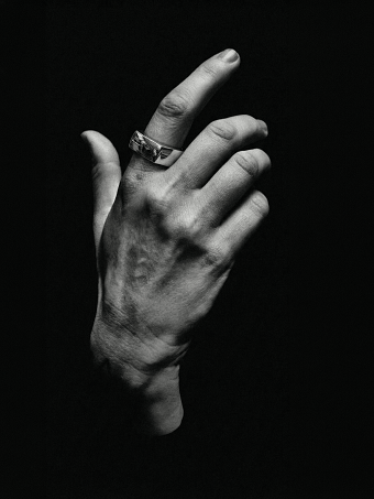 Fable - AI Ring
