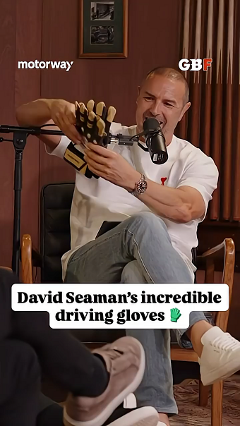 The D(r)iving Gloves x David Seaman