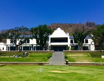 Leeu Estate