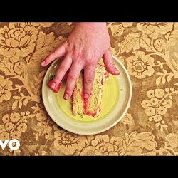 Hand Solo