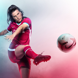 LIVERPOOL WOMENS KIT LAUNCH 20/21 SESAON