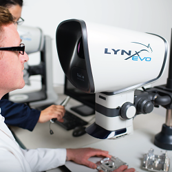 Lynx Evo Microscope