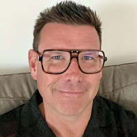 Simon Manchipp