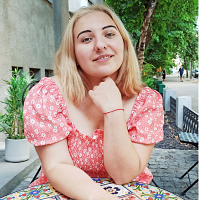 Анастасія Ленар