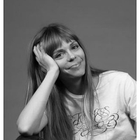 Sarah Larsen