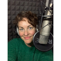 Jenny Mac Voiceover