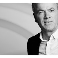 Többen Fred