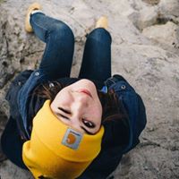 Chloe Ribas
