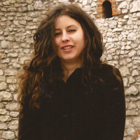 Yvette Janecki